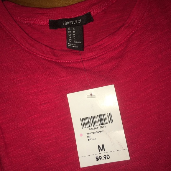 Cute tee - Picture 2 of 3